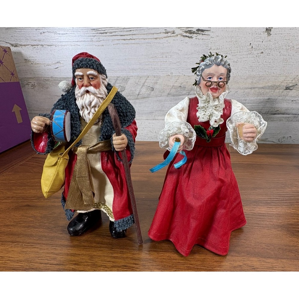 Vintage Clothtique by Possible Dreams Santa Claus Mrs Claus Christmas Ornaments